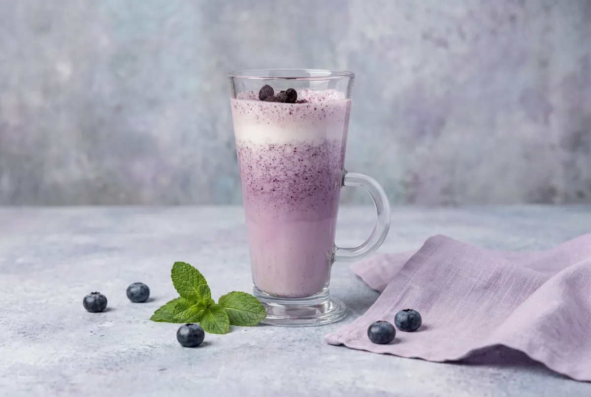 Blueberry Lassi